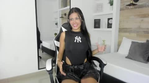 N A I A online show from 04.11.26