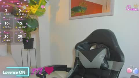 Snapshot of naiara30_ chatting on 06.23.26 N A I A R A online show from 06.23.26