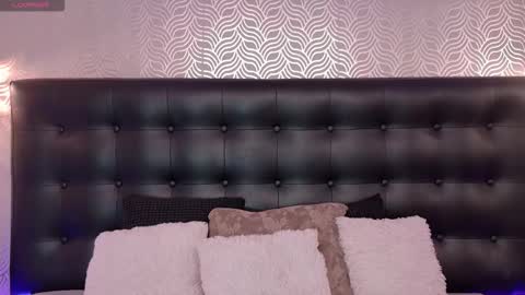 naiaramasson_ online show from 03.02.26