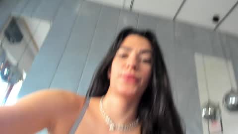 Snapshot of naila18 chatting on 12.12.24 Naila online show from 12.12.24
