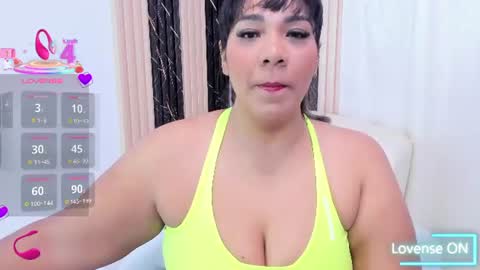 Snapshot of nailha1 chatting on 06.19.26 Nailha online show from 06.19.26