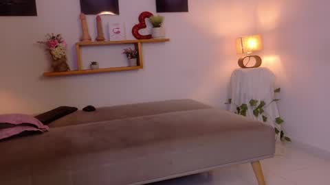 nairagold_ online show from 05.16.26