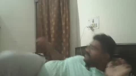 NAIRANANDU28 online show from 04.02.26