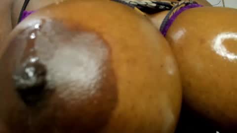 NAJAYLAINDEPENDENT MODEL online show from 12.11.24