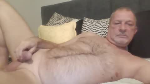 Snapshot of naked4ladies2 chatting on 01.18.25 Naked4Ladies online show from 01.18.25