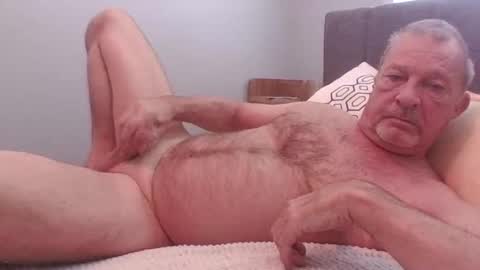 Snapshot of naked4ladies2 chatting on 09.12.25 Naked4Ladies online show from 09.12.25