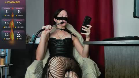 Asy no face  online show from 11.20.25