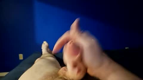 Snapshot of naked_slut86 chatting on 12.28.24 Naked slut online show from 12.28.24