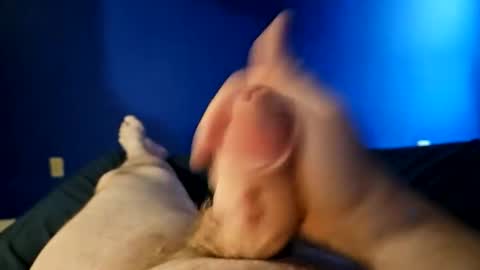 Snapshot of naked_slut86 chatting on 12.30.24 Naked slut online show from 12.30.24