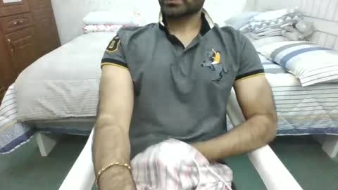 Snapshot of nakedpie chatting on 01.01.25 NakedPie online show from 01.01.25