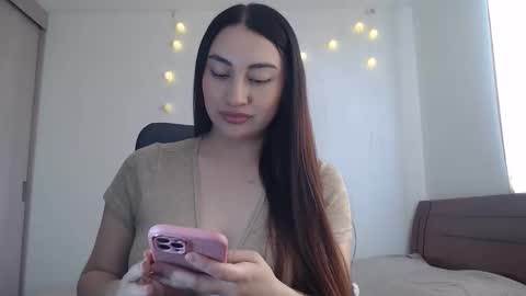 Snapshot of nala_foster chatting on 04.18.26 Nala online show from 04.18.26
