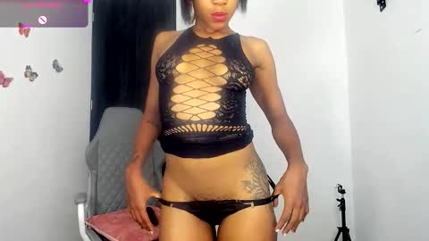 Snapshot of nala_j08 chatting on 11.19.25 N A L A NEW instagram nala jordan08 online show from 11.19.25