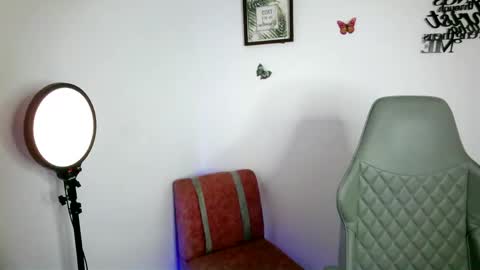 Snapshot of nala_j08 chatting on 04.16.26 N A L A NEW instagram nala jordan08 online show from 04.16.26