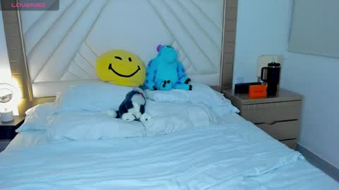 Snapshot of nalah_gomez_ chatting on 01.23.25 Nalah online show from 01.23.25