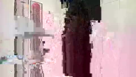 Snapshot of nalalatina chatting on 10.23.25 Nala Latina online show from 10.23.25