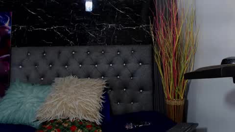 NALAROY online show from 12.30.24