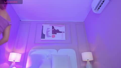Snapshot of namiidexter chatting on 04.21.26 Namii Dexter online show from 04.21.26