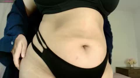 Snapshot of namithompson chatting on 02.20.26 NamiThompson online show from 02.20.26