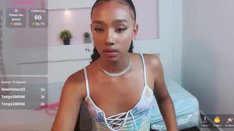 Namoi Smith online show from 12.21.24