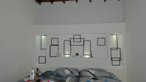 Namoi Smith online show from 02.14.25