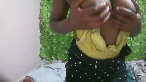 nana2095 online show from 03.05.25