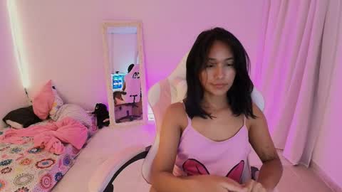 Snapshot of nanami_20 chatting on 05.20.26 samantha online show from 05.20.26