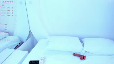 NanaOsaky online show from 02.20.25