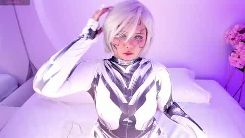 NanaOsaky online show from 11.08.25