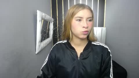 Snapshot of nancy_blonde chatting on 05.26.26 nancy blonde online show from 05.26.26