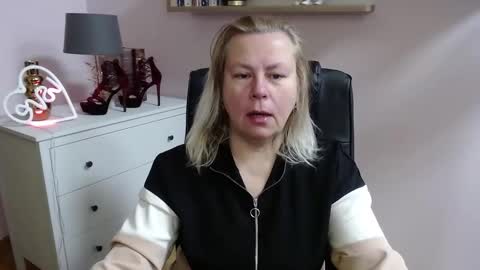 Snapshot of nancy_sugar chatting on 02.25.25 Nancy online show from 02.25.25