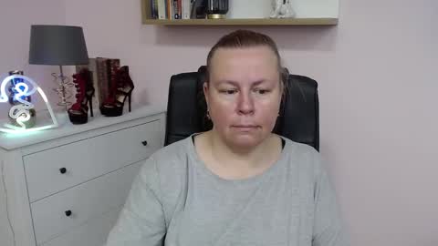 Snapshot of nancy_sugar chatting on 03.08.25 Nancy online show from 03.08.25