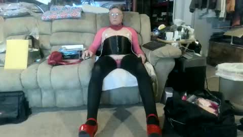 Snapshot of nancyboy_1 chatting on 06.08.26 nancyboy_1 online show from 06.08.26