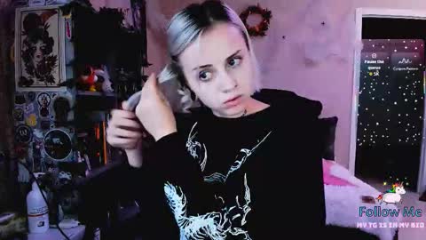 Monday-Friday 12-4 AM and 6-9 AM New York time online show from 11.14.25