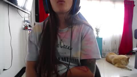 Snapshot of nanna_yoshi chatting on 12.11.24 nanna yoshi online show from 12.11.24