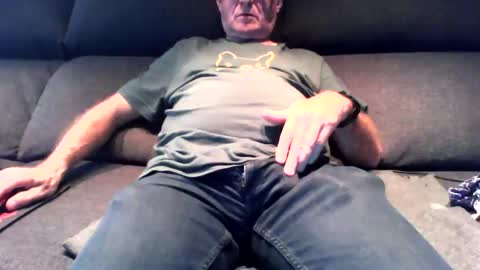 nano22968832 online show from 11.18.25