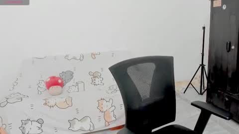  Naoko  online show from 11.03.25