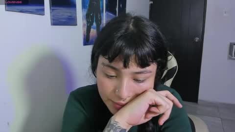 Snapshot of naomi_berckley chatting on 07.31.26 naomi_berckley online show from 07.31.26