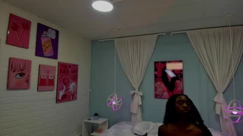 Snapshot of naomi_campell chatting on 02.05.26 Naomi online show from 02.05.26