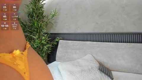 Naomi  online show from 02.05.25