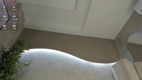 Naomi  online show from 02.12.25