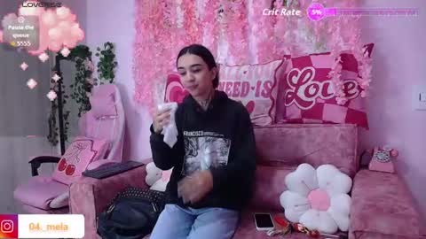 Snapshot of naomi_femme chatting on 06.19.26 naomi_femme online show from 06.19.26