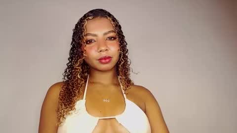 mara Jos online show from 09.15.25