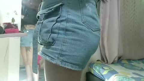 Mia online show from 01.24.25