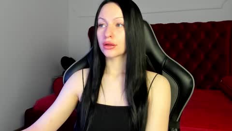 Snapshot of naomiblakes chatting on 02.09.26 Naomi online show from 02.09.26