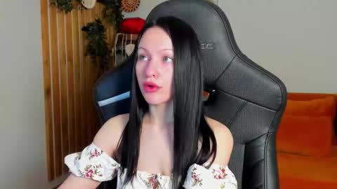 Snapshot of naomiblakes chatting on 02.20.26 Naomi online show from 02.20.26