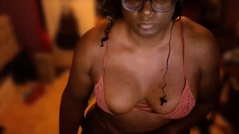 Naomi online show from 09.15.25