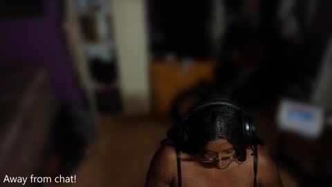 Naomi online show from 09.23.25