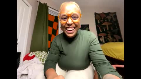 Naomigiirl6 online show from 01.02.25