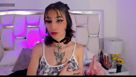 naomiharuno online show from 02.21.25