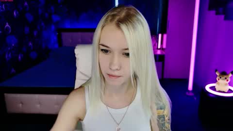 naomihita online show from 11.22.25